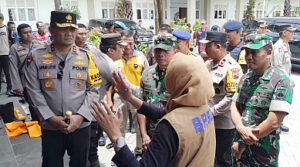 Tinjau Banjir Demak “Jilid 2”, Polda Jawa Tengah Pastikan Logistik Aman