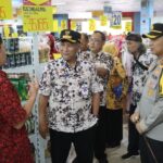 Jelang Lebaran, Kapolresta Pati Bersama Pj Bupati Pati Pantau Harga