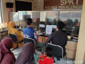 Gagal Tarik Tabungan di Koperasi BMT, Emak-emak Pekalongan Ngadu ke Polres