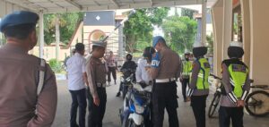 Kapolresta Pati Menyampaikan Pentingnya Tertib Anggota Sebelum Penertiban ke Luar