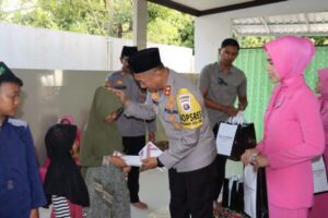 Polres Lamandau Buka Puasa Bersama Anak Yatim Peringati HUT Polda Kalteng Ke-29