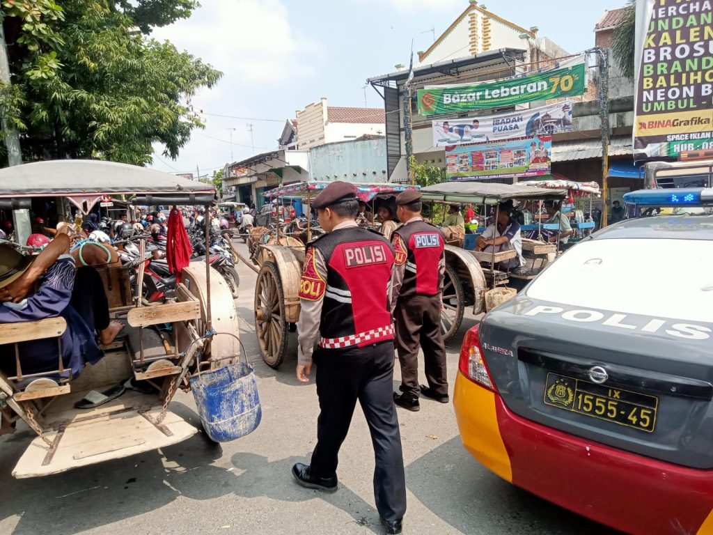 Wujudkan Kamtibmas Kondusif Saat Ramadhan, Sat Samapta Polres Rembang Patroli