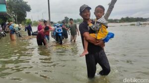 Akibat Tanggul Sungai Dombo Jebol, 100 Warga Prampelan Mengungsi