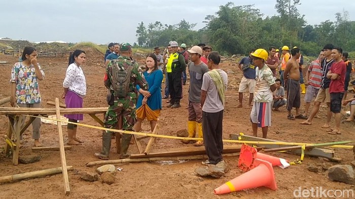 Demo Warga Terdampak Banjir Bandang Di Kabupaten Pekalongan Jumat 1532024 1 169