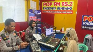 Sosialisasi Melalui Siaran Radio, Satlantas Polres Rembang Sosialisasikan Operasi Keselamatan Candi 2024