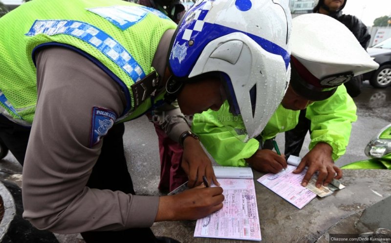 Hari Pertama Operasi Keselamatan 2024 Di Jateng 4 088 Pengendara Kena Tilang Cf76owc4fc