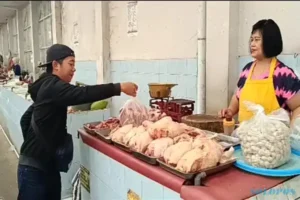 7 Pedagang di Pasar Pagi Salatiga Jadi Korban Pencurian Daging Ayam