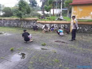 Terlibat Perang Sarung, 11 ABG di Bandungan Semarang Jalani Wajib Lapor