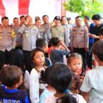 Tinjau Korban Banjir Demak Tim Mabes Polri Sapa Anak Anak Di Posko Trauma Healing 169