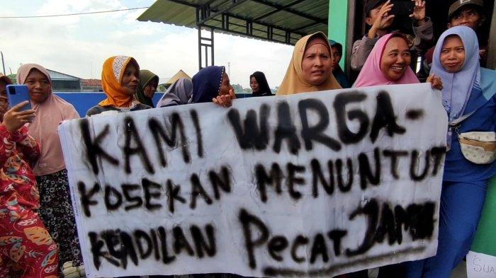 Warga Desa Kosekan Kecamatan Gabus Pati Minta Perangkat Pebinor Dipecat