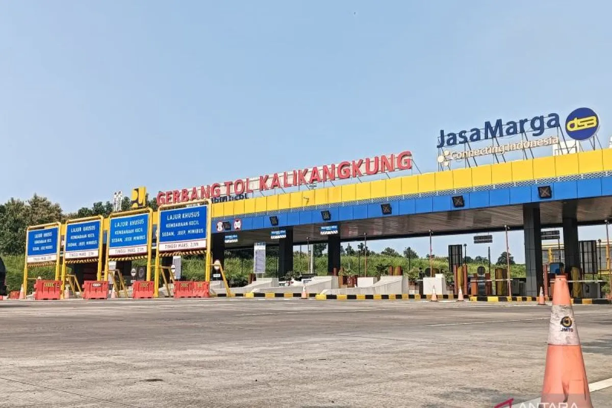 26.400 Kendaraan Pemudik Masuk Tol Kalikangkung Semarang