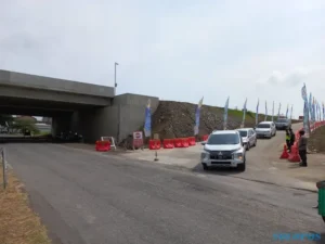 30.000 Kendaraan Pemudik Keluar di 2 Exit Tol Fungsional Jogja-Solo di Klaten