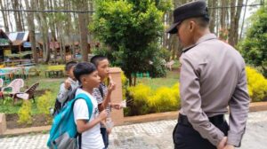 Personel Polres Humbahas Mengamankan Sejumlah Objek Wisata