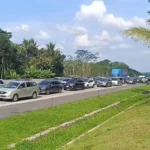 Arus Balik Lebaran 2024: Tol Solo Semarang Padat Merayap