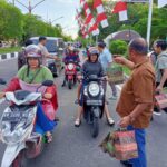 Bagi 250 Takjil Ke Masyarakat, Ditreskrimsus Polda Kalteng Berbagi Berkah