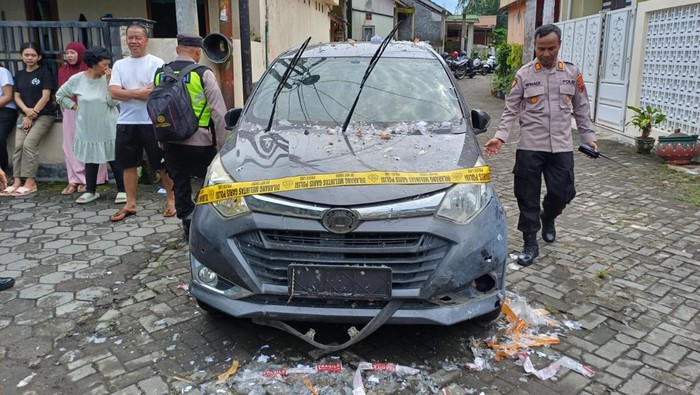 Balon Udara Timpa 5 Rumah 1 Mobil Di Magelang, Ada Ledakan