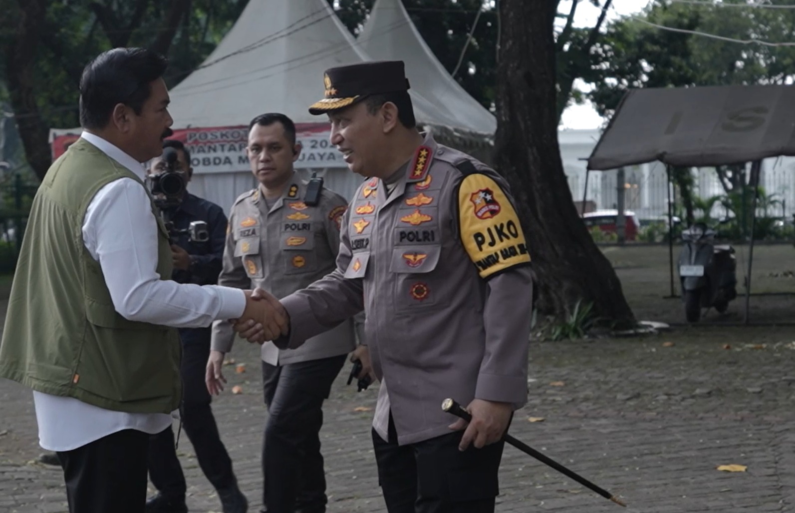 Bareng Menko Polhukam, Kapolri Naik Heli Tinjau Kesiapan Arus Mudik