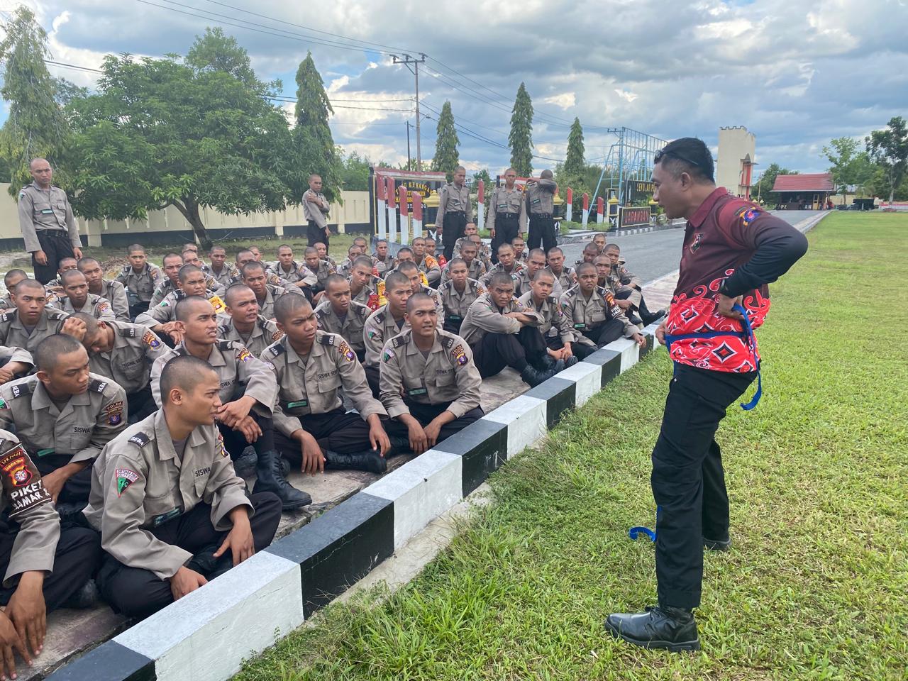 Beri Pelatihan Sar Pada Siswa Spn, Polda Kalteng Siapkan Generasi