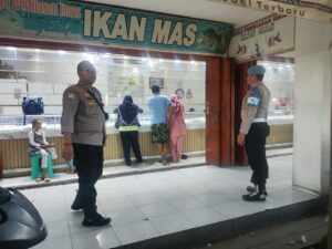 Cegah Gangguan Kamtibmas di Hari Lebaran, Polsek Juwana Gelar Patroli Jumat Siaga