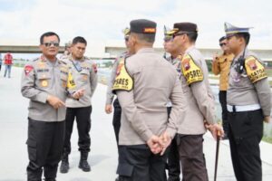 Cek Perkembangan Arus Mudik, Kapolda Jateng Kunjungi Pos Pam Ops Ketupat Candi