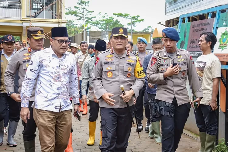 Dianggap Cocok Jadi Gubernur Jateng, Irjen Ahmad Luthfi Banjir Dukungan