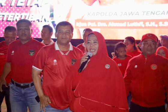 Gelar Nobar Piala U23, Kapolda Jateng Dan Ibu Ernando Doa