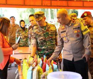 Jelang Idul Fitri, Wakapolda Kalteng Hadiri Bazar TNI di Makorem 102 Panju Panjung