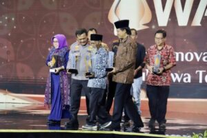 Kapolda Jateng Dapat Penghargaan detikjateng-jogja Awards 2024