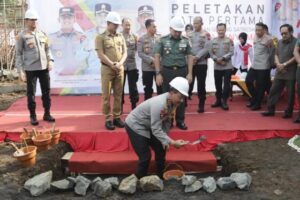 Kapolda Jateng Groundbreaking Pembangunan Gedung Satseskrim Polresta Banyumas