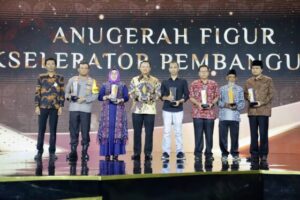 Sukses Jaga Kamtibmas, Kapolda Jateng Terima Penghargaan detikjateng-jogja Awards