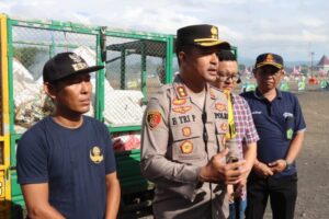 Kapolres Jembrana Gelar Apel Pengecekan Personel Ops Ketupat Agung 2024 dan Kegiatan Kurve di Areal Terminal Cargo Gilimanuk