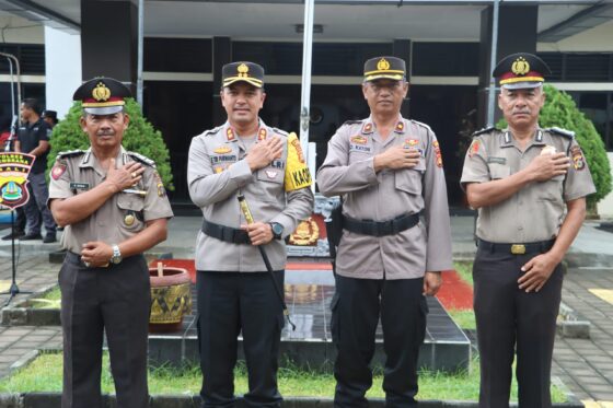 Kapolres Jembrana Pimpin Upacara Korp Raport Dua Perwira