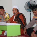 Kapolres Lamandau Turut Hadiri Pengajian Peringatan Nuzulul Quran