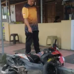 Kecelakaan Di Jalan Wahid Hasyim Banyuwangi, Pemotor Tabrak Tiang Lpju