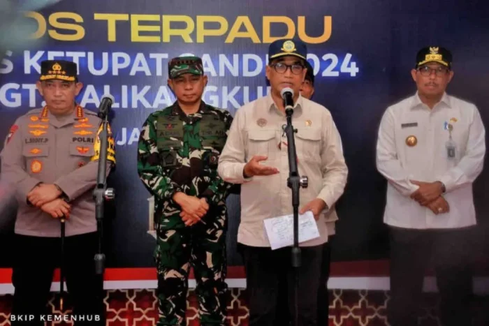 Menhub Menghimbau Pemudik Patuhi Aturan Rekayasa Lalu Lintas Di Jateng