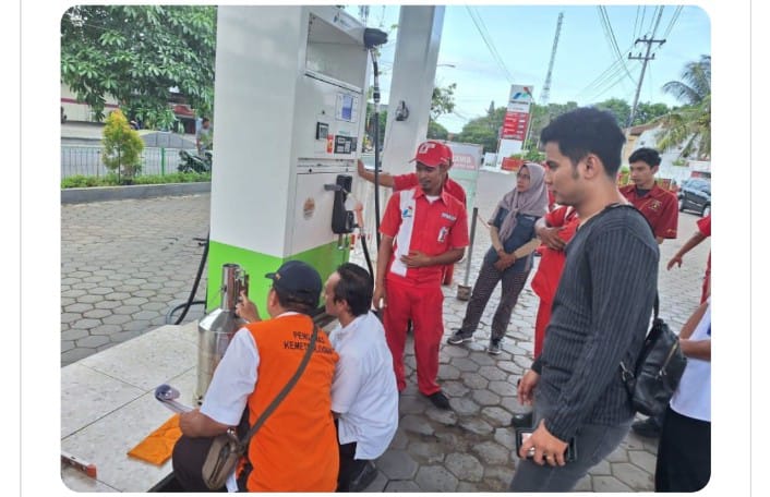 Pastikan Keakuratan Pengisian, Tim Gabungan Sidak Spbu Di Banyuwangi