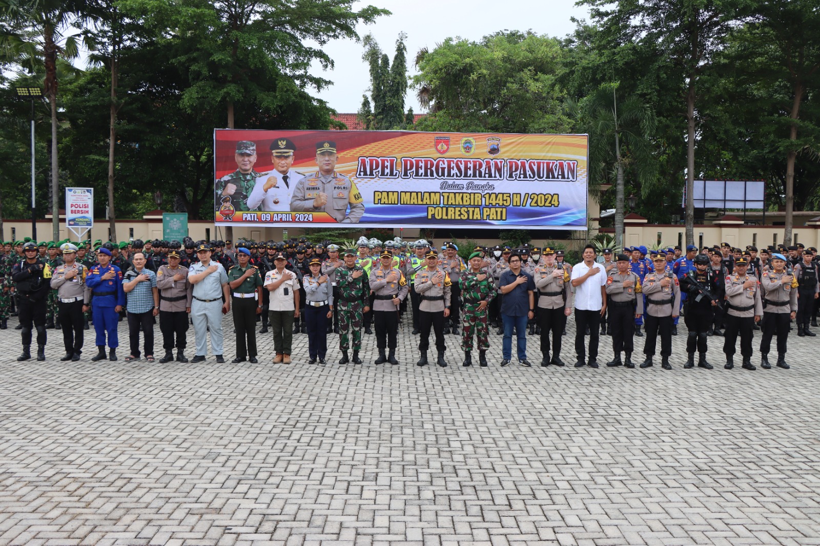 Pastikan Malam Lebaran Aman, Polresta Pati Gelar Apel Kesiapan Pengamanan