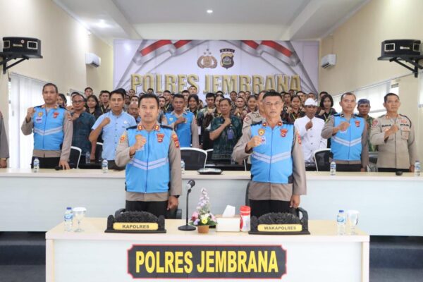 Pastikan Transparansi, Polres Jembrana Teken Pakta Integritas Penerimaan Polri 2024