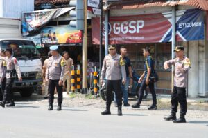 Pimpin Pengaturan Lalin, Kapolres Banjarnegara Pastikan Arus Balik Jalur Tengah Lancar