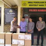 Polres Humbahas Berikan Parcel Lebaran Ke Mui Humbang Hasundutan