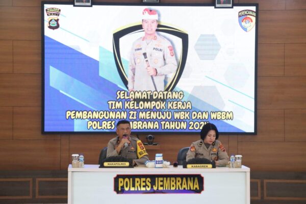 Polres jembrana gelar rapat anev menuju wilayah bebas korupsi