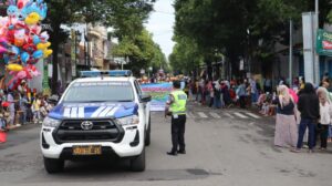 Ratusan Personil Polres Rembang Amankan Syawalan & Kirab Sesaji