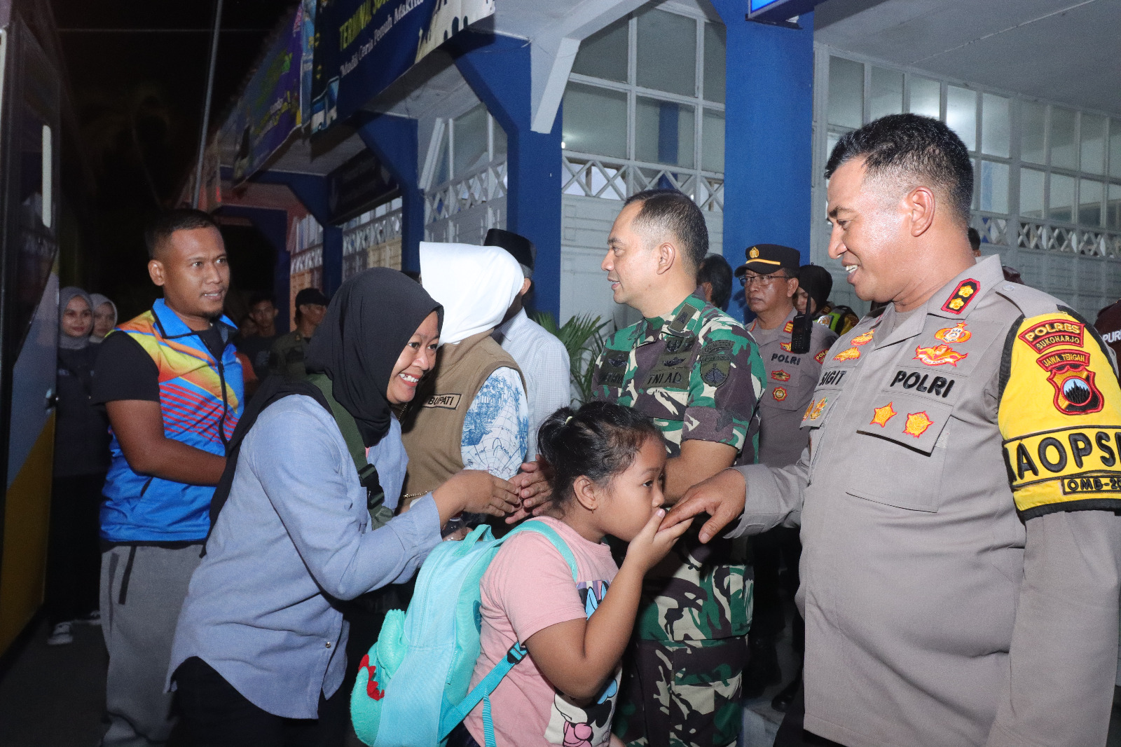 Polres Sukoharjo Amankan Kedatangan Rombongan Mudik Gratis 2024