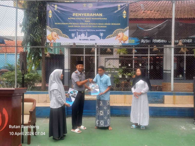 Puluhan Warga Binaan Rutan Rembang Terima Remisi Khusus Hari Raya