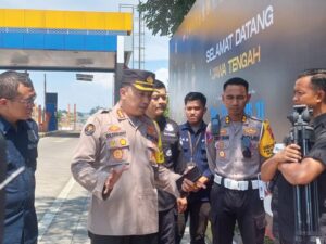 Puncak Arus Mudik Terlewati, Arus Lalulintas di GT Kalikangkung Ramai Lancar