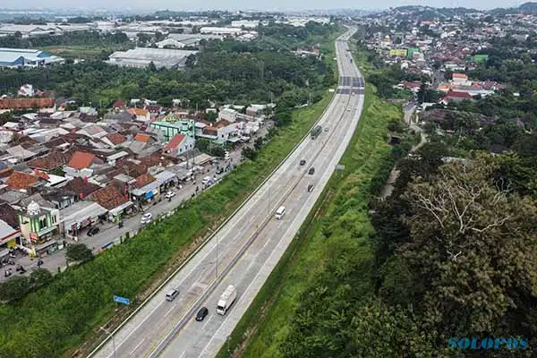 Puncak Arus Mudik Tol Semarang Batang Akan Dipadati 71.900 Kendaraan Per