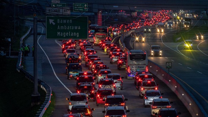 Sejumlah Titik Di Tol Semarang Solo Macet Pada Puncak Arus Balik