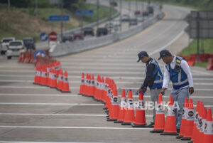 Mulai Besok Siang, Polisi Berlakukan One Way Arus Balik Tol Kalikangkung Semarang ke Cikampek