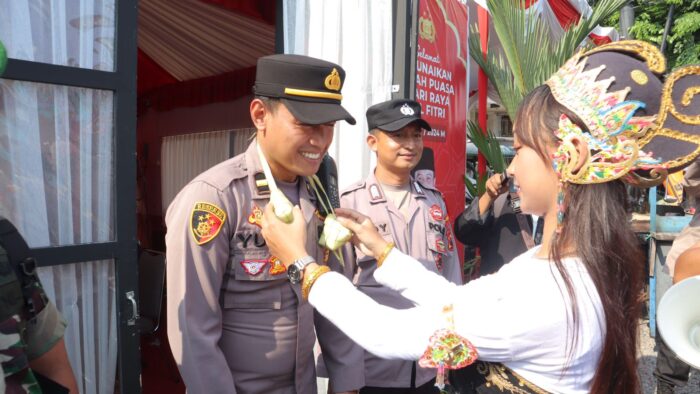 Super Hero Bawa Satu Grobak Mie Ayam, Bentuk Apresiasi Masyarakat