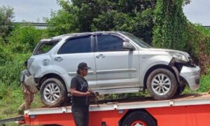 Kecelakaan tunggal di Tol Semarang-Solo diduga pengemudi terkantuk